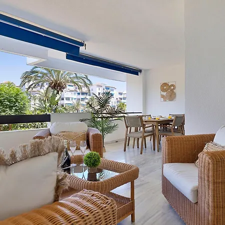 2 Bedroom In Medina Garden - Puerto Banus Apartment