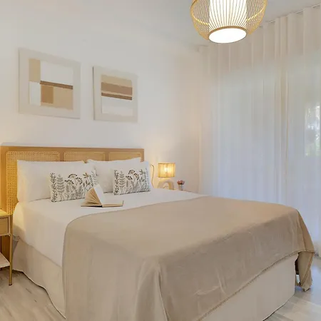 2 Bedroom In Medina Garden - Puerto Banus Apartment *