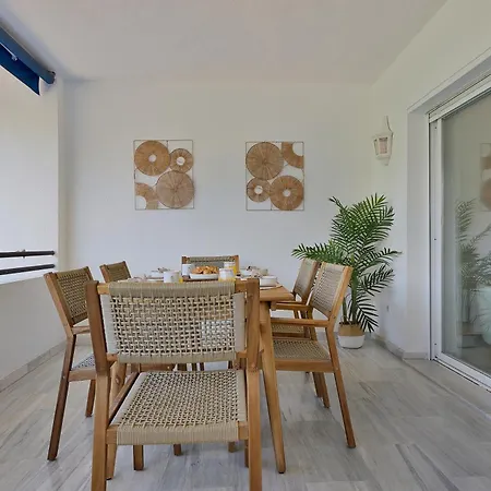 Apartment 2 Bedroom In Medina Garden - Puerto Banus *
