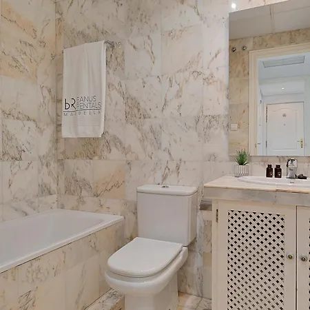 2 Bedroom In Medina Garden - Puerto Banus Apartment Marbella